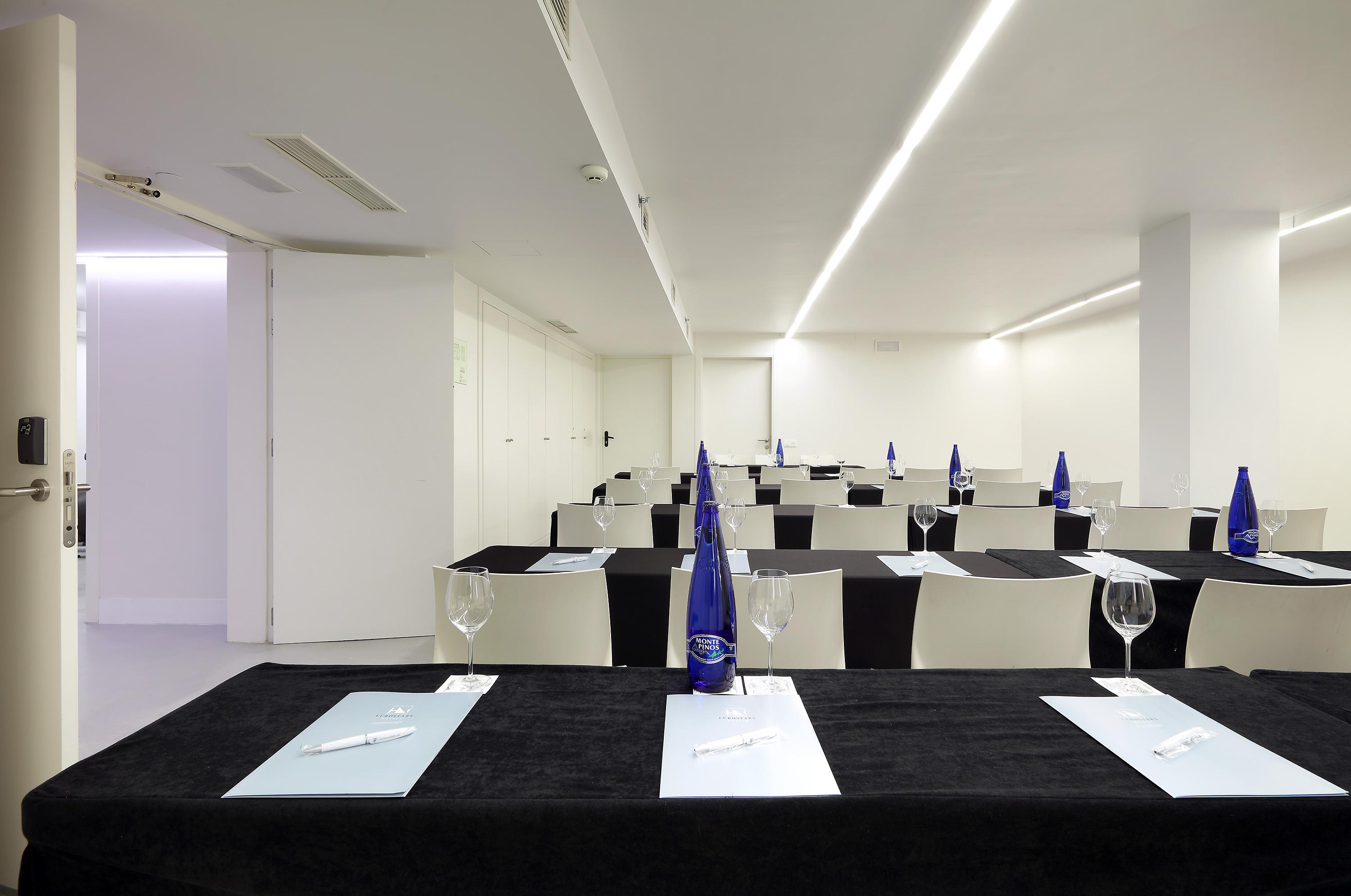 Eurostars Central Madrid Bagian luar foto